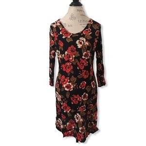 DEX Floral Dress with Back Detail in Lightweight Crinkle Rayon Red Black Cream